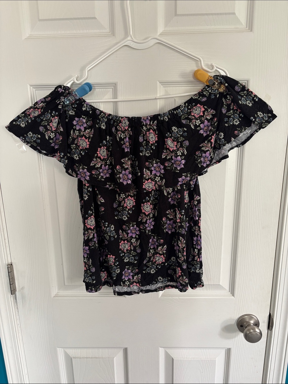 Black Floral Off-Shoulder Women's Blouse with Ruffle